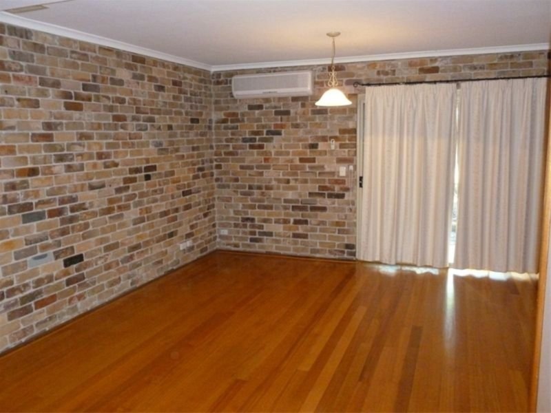 2/19 Torrance Crescent, Quakers Hill NSW 2763