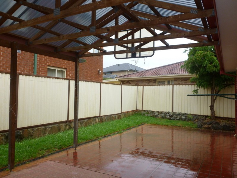 1 Kashmir Avenue, Quakers Hill NSW 2763