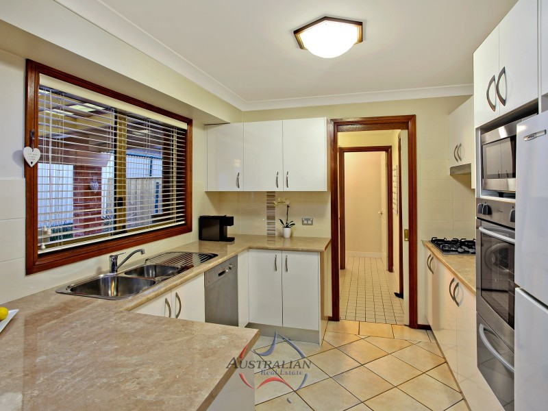 14b Aylward Avenue, Quakers Hill NSW 2763