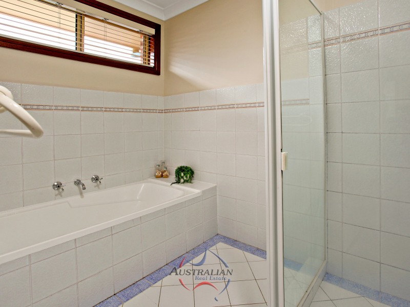 14b Aylward Avenue, Quakers Hill NSW 2763