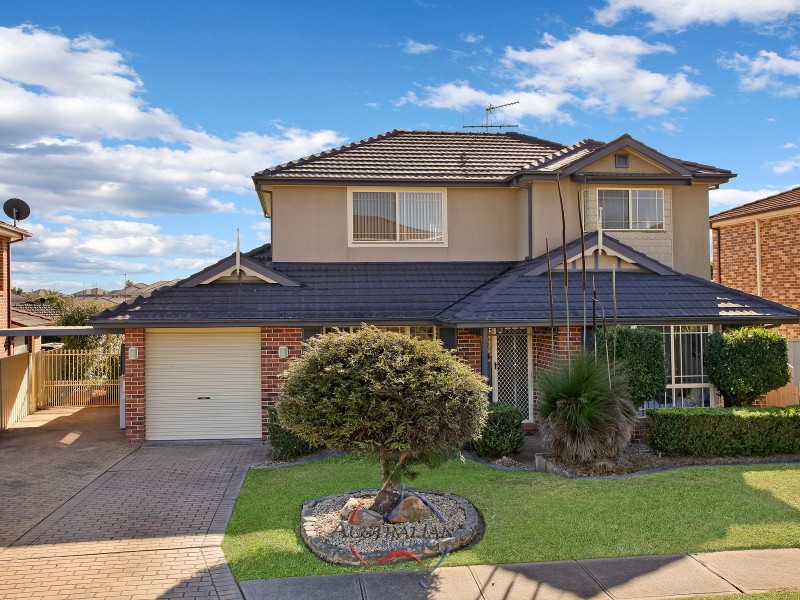 35 Glover Avenue, Quakers Hill NSW 2763