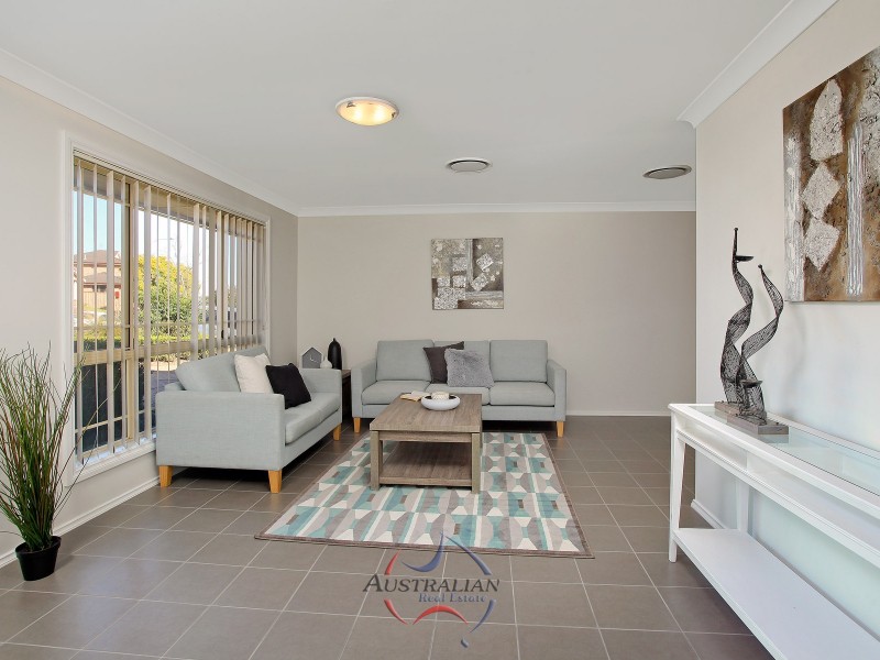 35 Glover Avenue, Quakers Hill NSW 2763