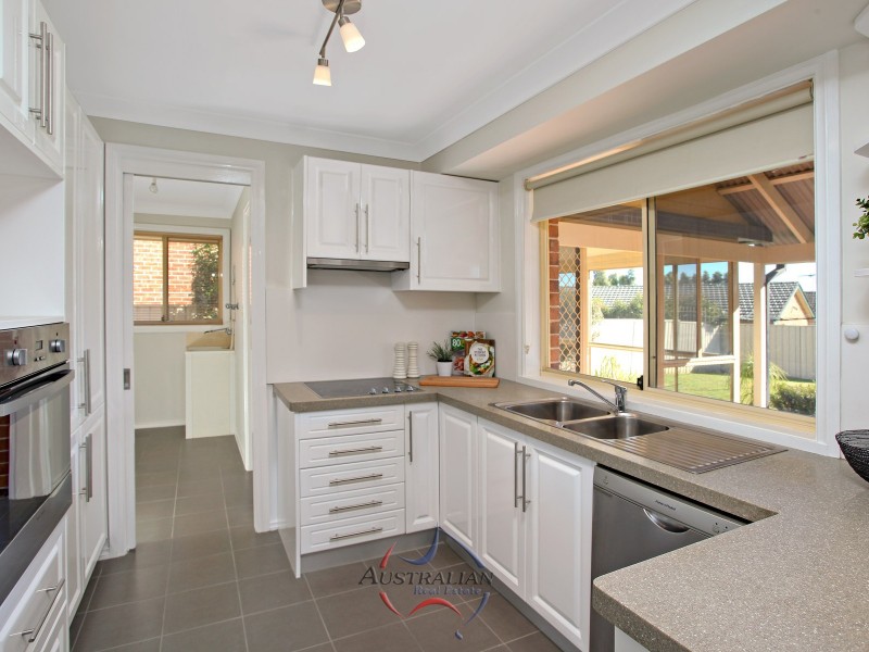 35 Glover Avenue, Quakers Hill NSW 2763