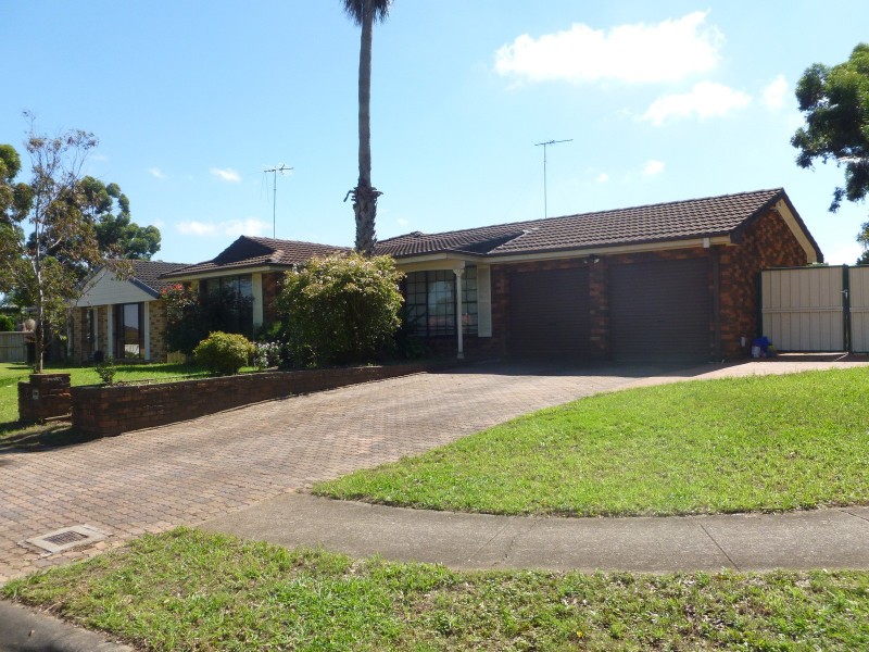 2 Medwin Place, Quakers Hill NSW 2763
