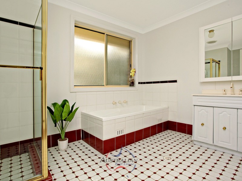 18 Crestreef Drive, Acacia Gardens NSW 2763