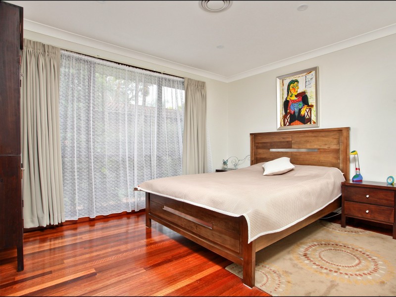 16 Tallagandra Drive, Quakers Hill NSW 2763