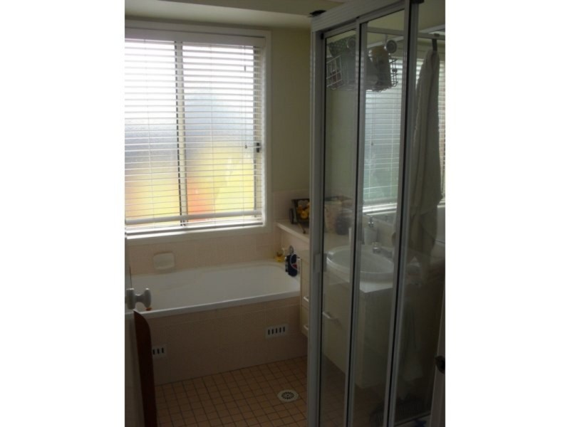 6 Leanne Place, Quakers Hill NSW 2763