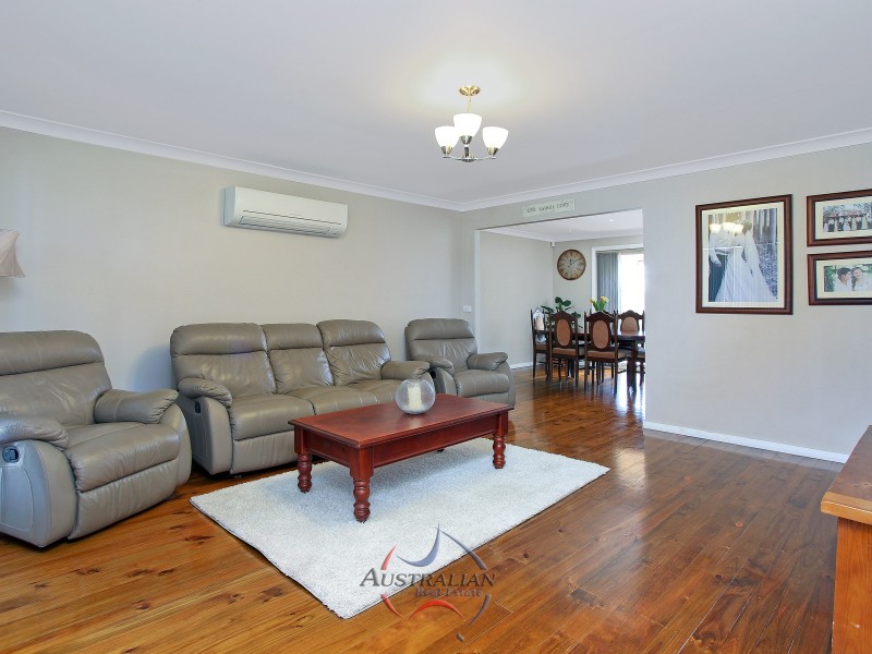 4 Peony Place, Quakers Hill NSW 2763