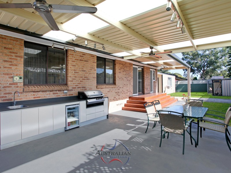 4 Peony Place, Quakers Hill NSW 2763