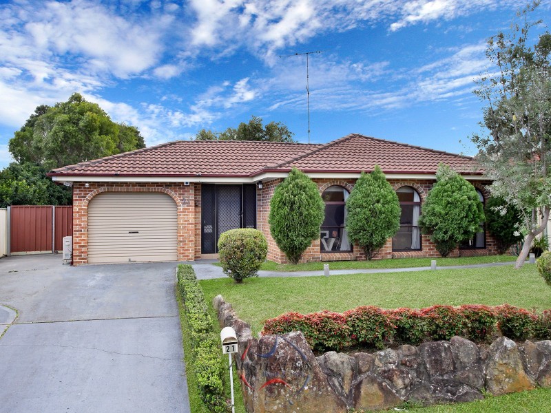 21 Acuba Grove, Quakers Hill NSW 2763