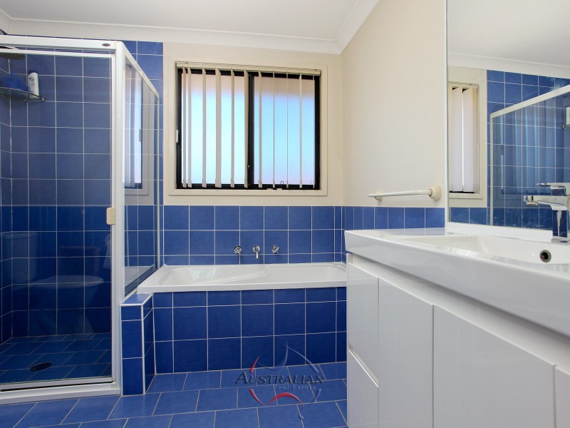 56 Aylward Avenue, Quakers Hill NSW 2763