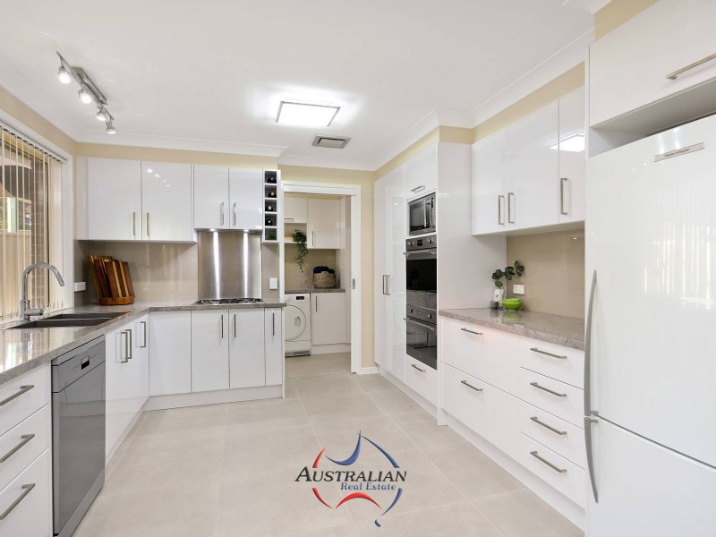 17 Catania Avenue, Quakers Hill NSW 2763