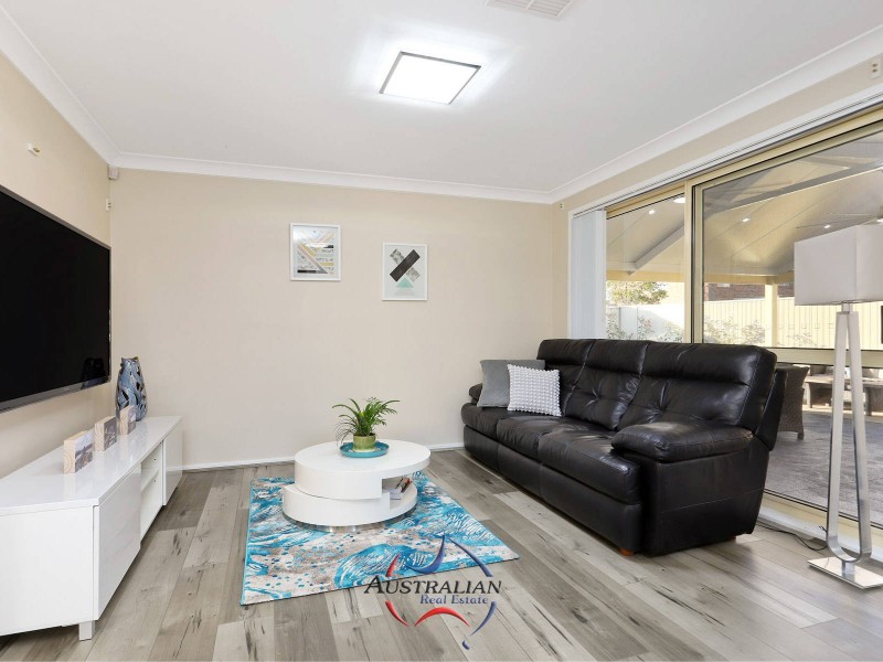 17 Catania Avenue, Quakers Hill NSW 2763