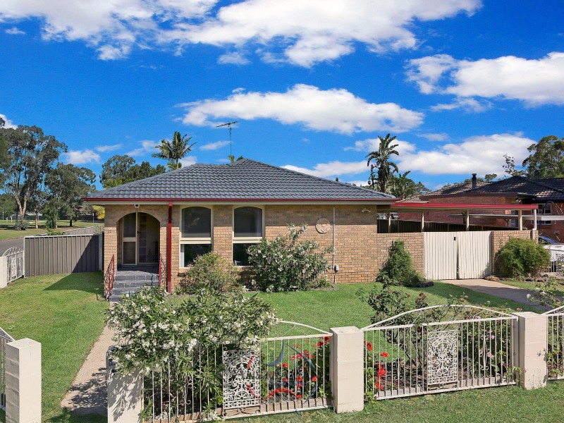 22 Dahlia Street, Quakers Hill NSW 2763