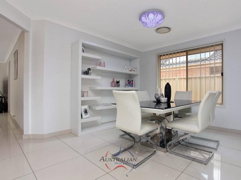 14 Flax Place, Quakers Hill NSW 2763