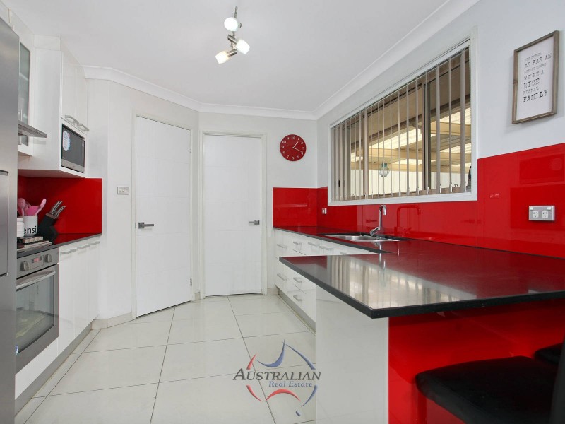 14 Flax Place, Quakers Hill NSW 2763