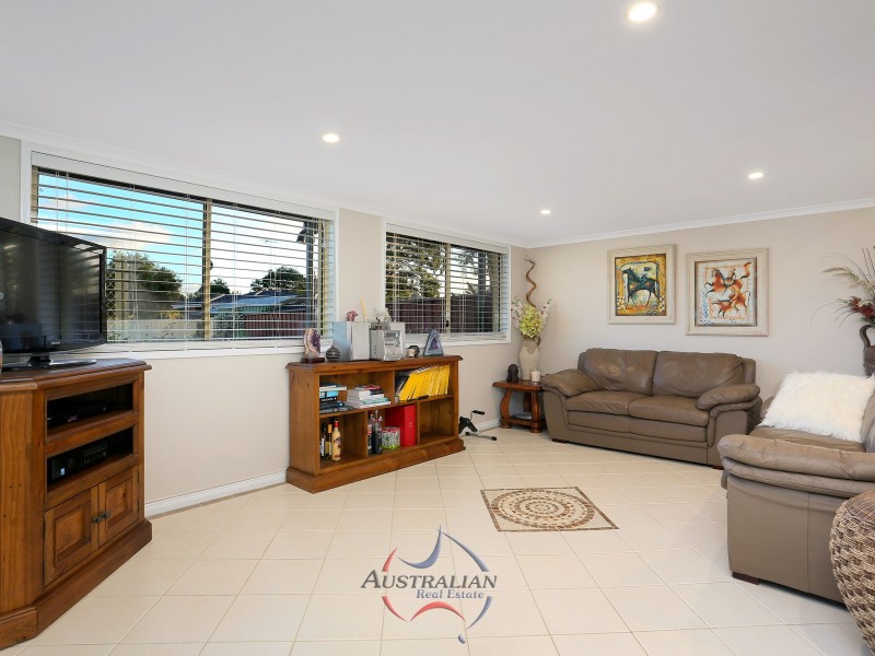 42 Brier Crescent, Quakers Hill NSW 2763