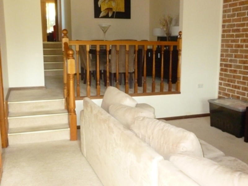 4B Rutledge Crescent, Quakers Hill NSW 2763