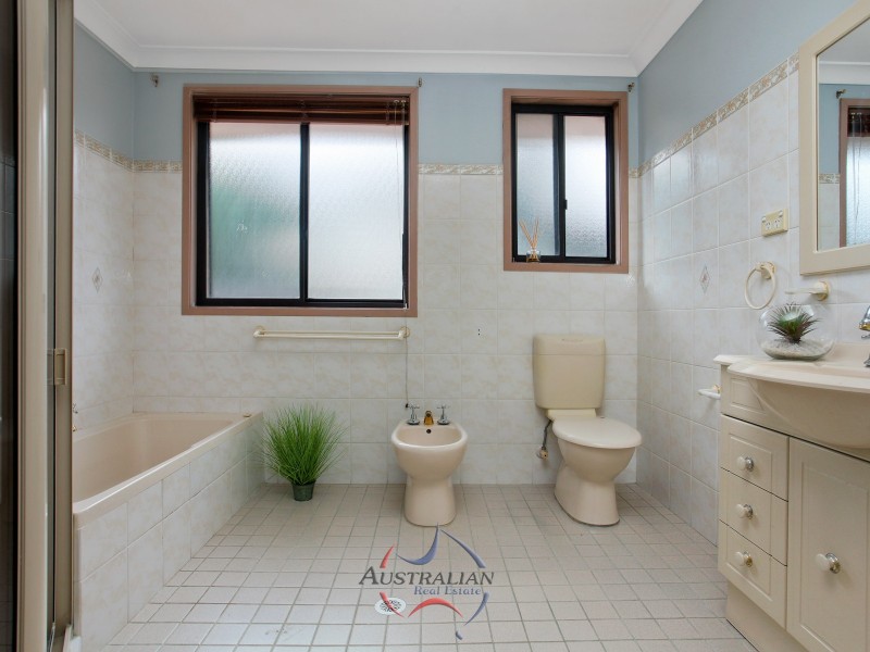 106 Narcissus Avenue, Quakers Hill NSW 2763