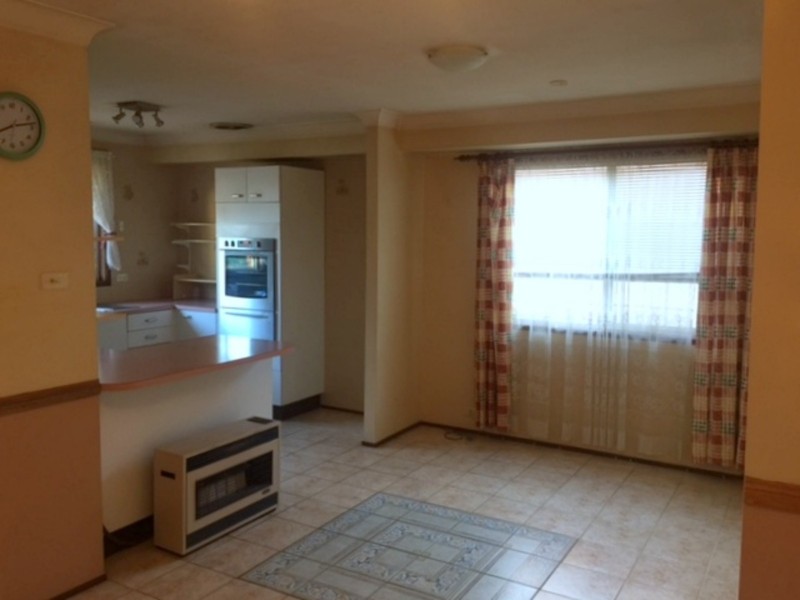 18 Milburn Street, Quakers Hill NSW 2763