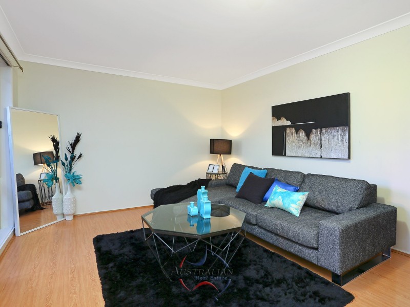 42 Highfield Road, Quakers Hill NSW 2763