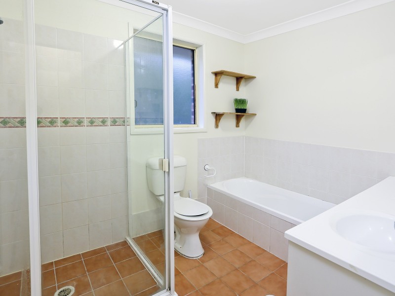 42 Highfield Road, Quakers Hill NSW 2763