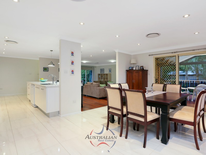 4 Yarraman Close, Quakers Hill NSW 2763