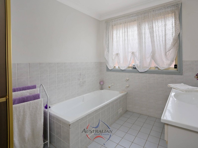 24 Prescott Circuit, Quakers Hill NSW 2763