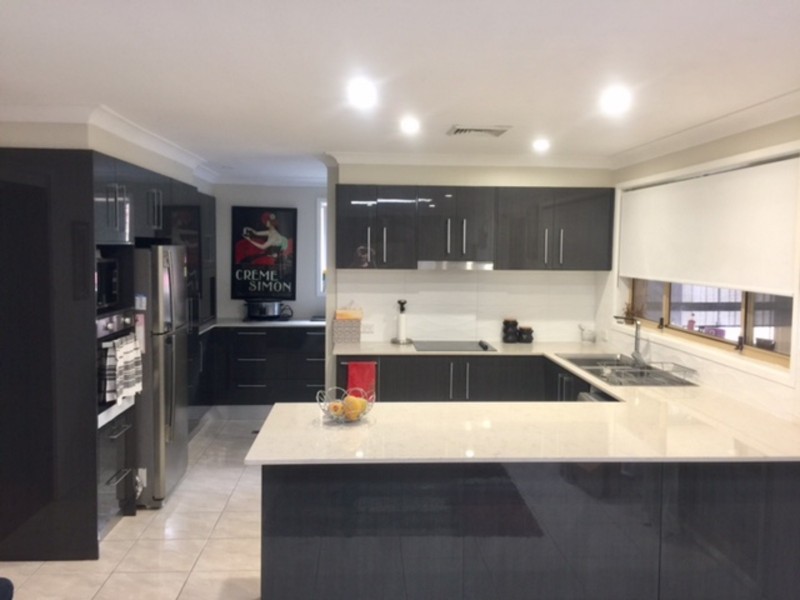 54 Sherridon Crescent, Quakers Hill NSW 2763