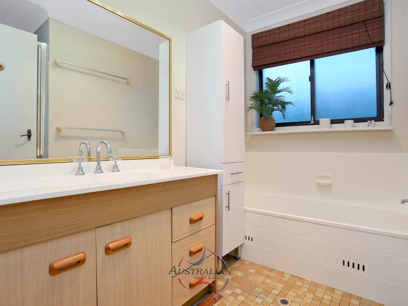 73 Alford Street, Quakers Hill NSW 2763