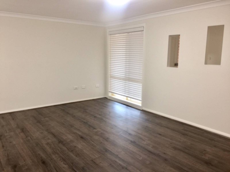 16 Kerstin Street, Quakers Hill NSW 2763