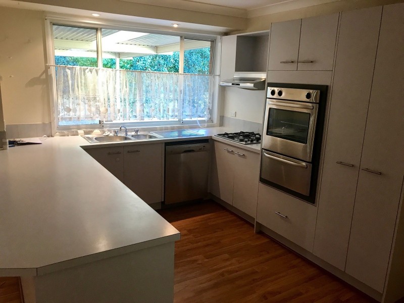 4 Goddard Crescent, Quakers Hill NSW 2763