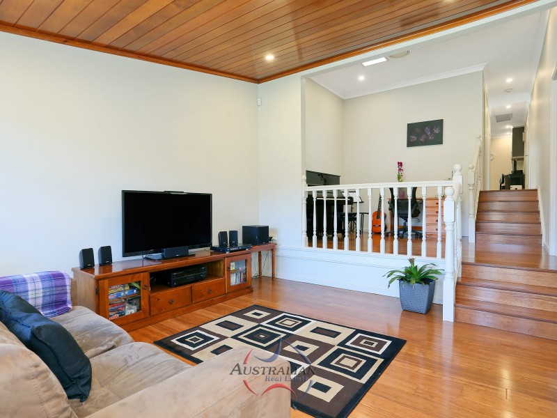 4a Rutledge Crescent, Quakers Hill NSW 2763