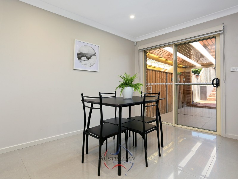 4a Rutledge Crescent, Quakers Hill NSW 2763