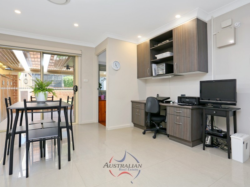 4a Rutledge Crescent, Quakers Hill NSW 2763