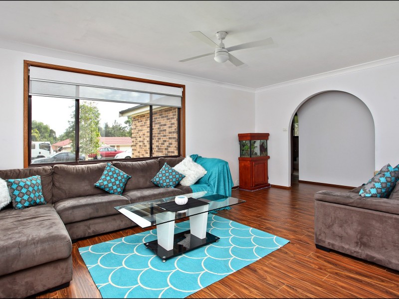 11 Maidos Place, Quakers Hill NSW 2763