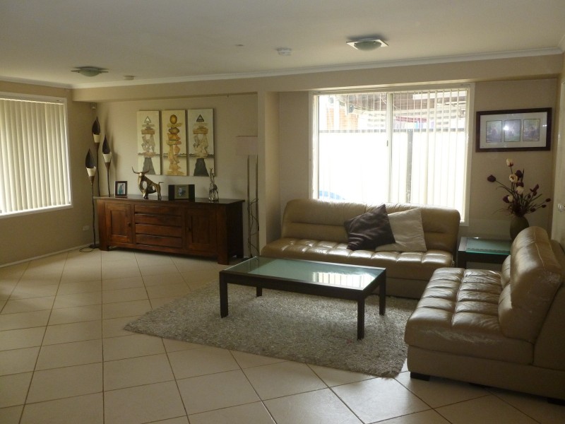 6 Benalla Crescent, Marayong NSW 2148