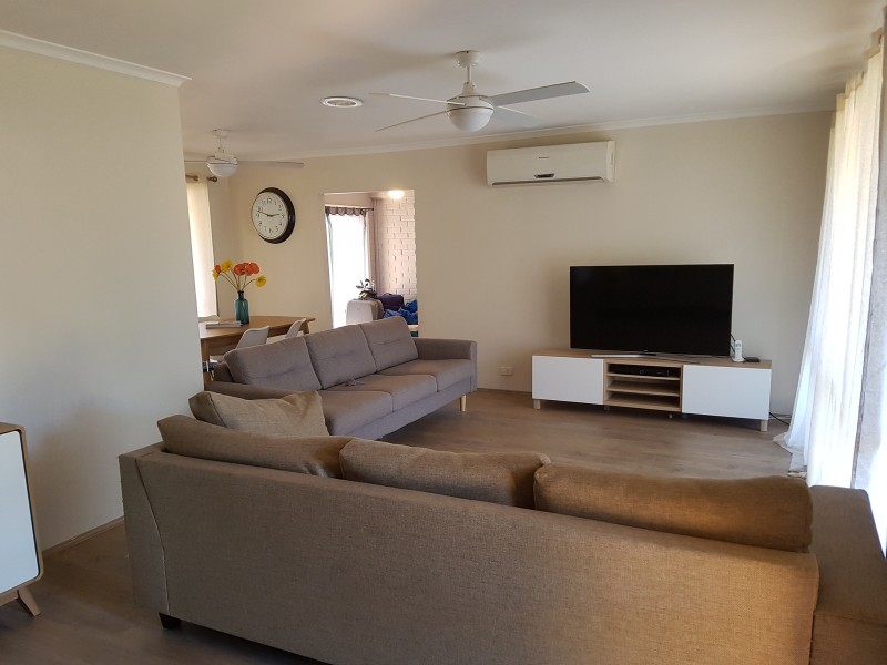 10 Vallen Place, Quakers Hill NSW 2763