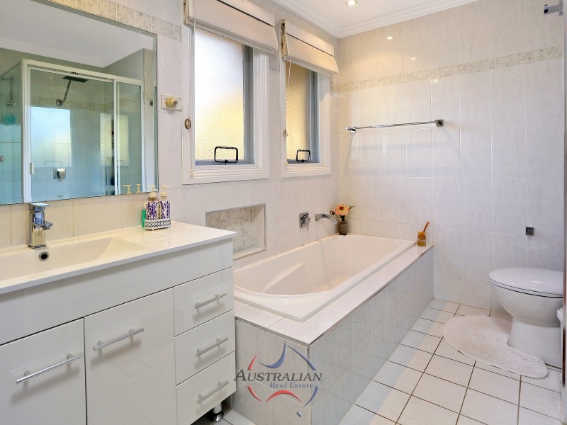 1 Kauai Place, Kings Park NSW 2148