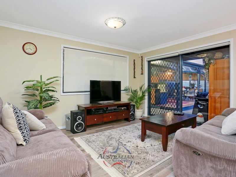 11 Tangerine Drive, Quakers Hill NSW 2763