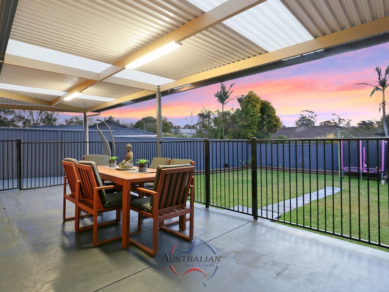 4 Dorrie Place, Quakers Hill NSW 2763