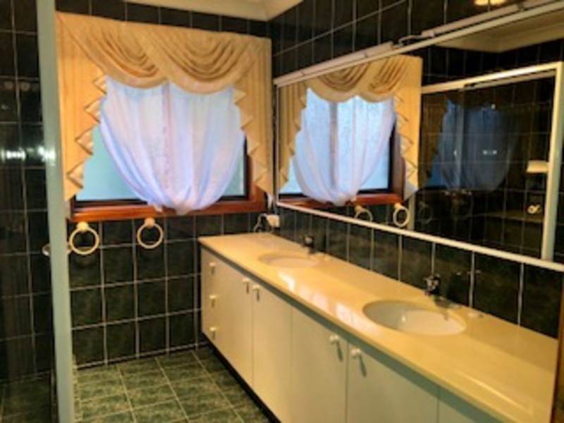 6 Cobain Place, Quakers Hill NSW 2763