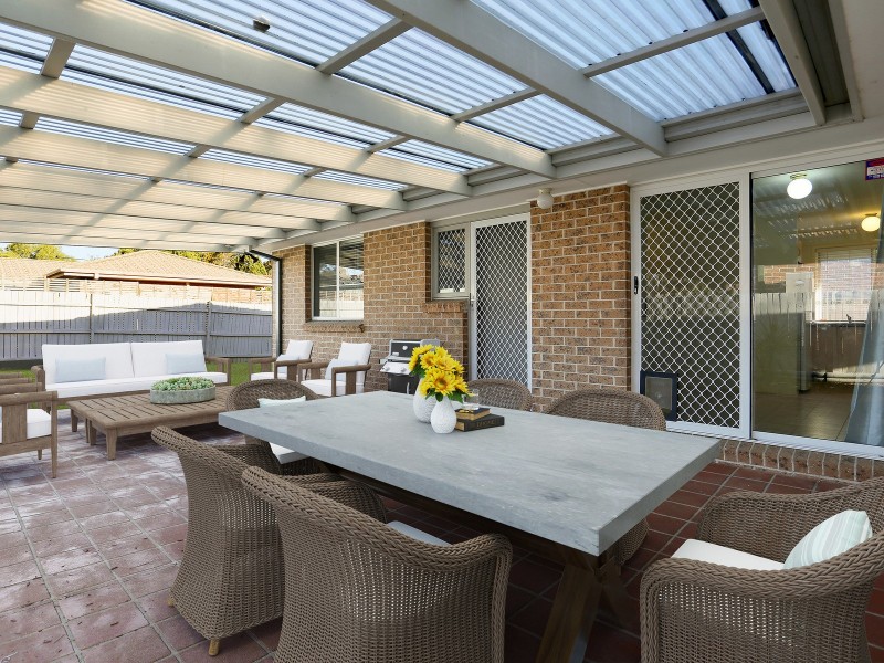 52  Farnham Road, Quakers Hill NSW 2763