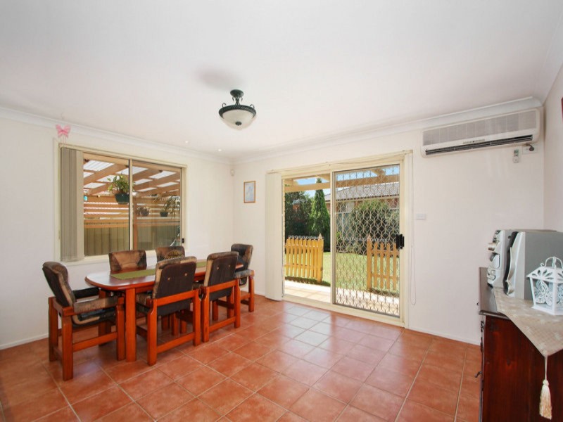 7 Penza Place, Quakers Hill NSW 2763