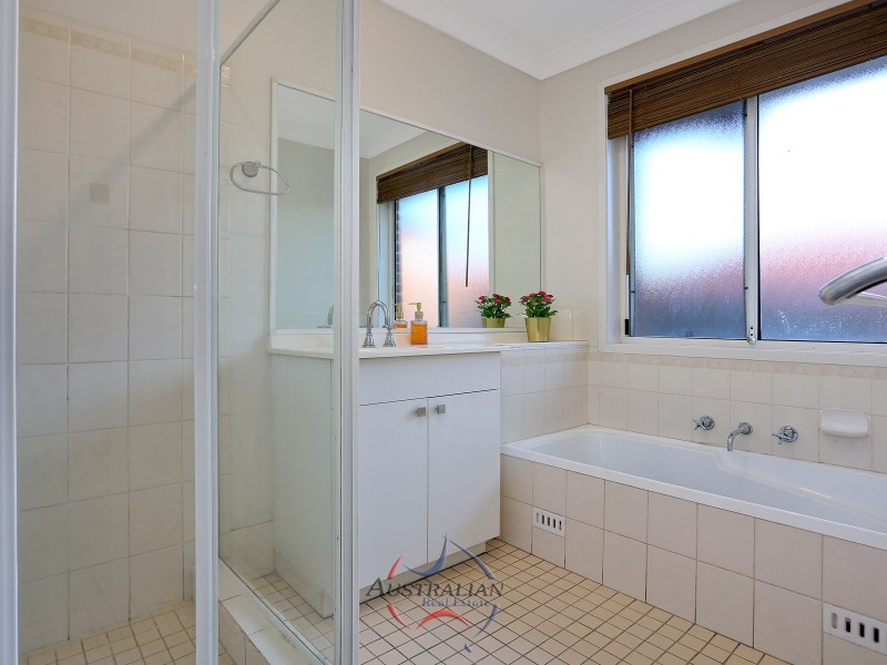 18 Catania Avenue, Quakers Hill NSW 2763