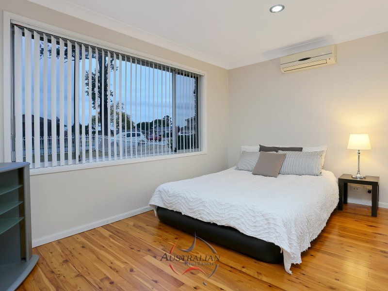 13 Medlow Drive, Quakers Hill NSW 2763