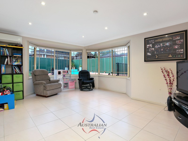 11 Ancilia Close, Quakers Hill NSW 2763