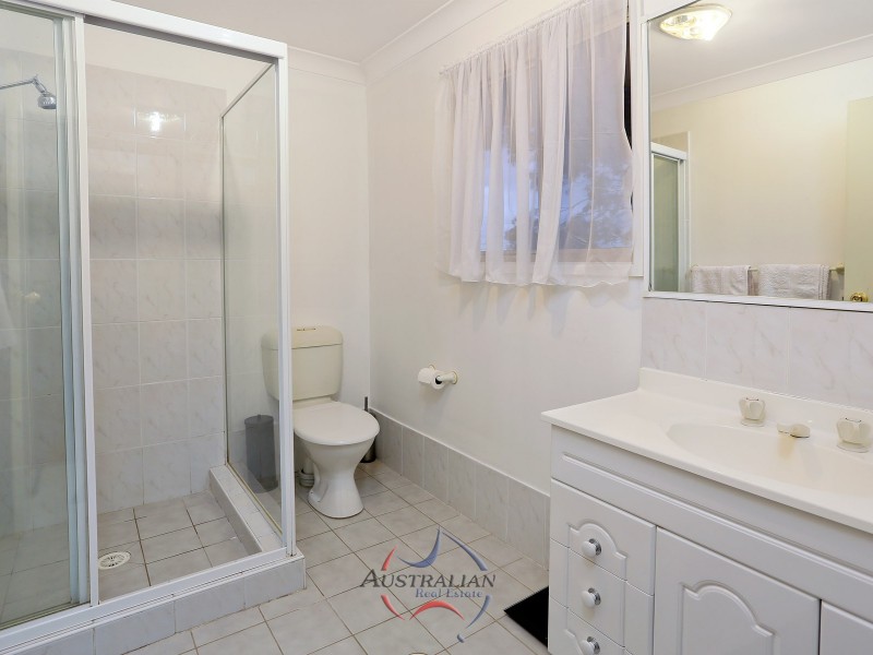 81 Manorhouse Blvd, Quakers Hill NSW 2763