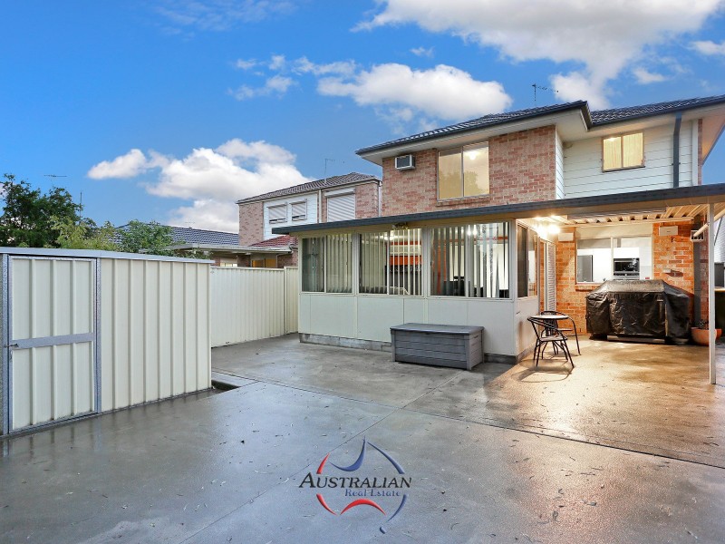 81 Manorhouse Blvd, Quakers Hill NSW 2763