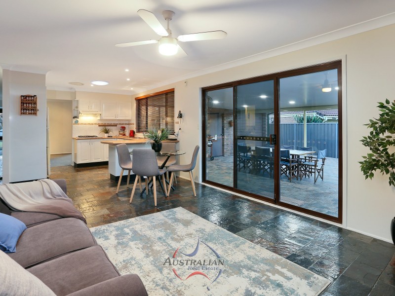 72 Cowper Circle, Quakers Hill NSW 2763